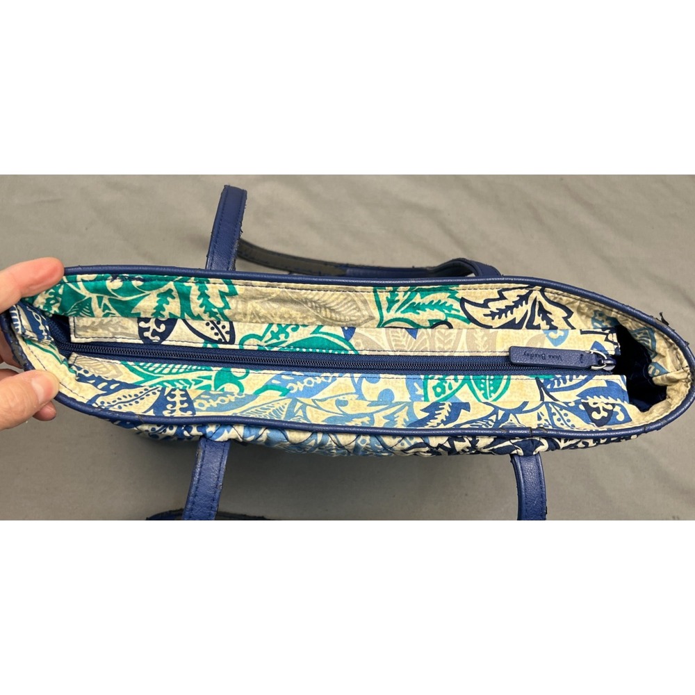 Vera Bradley Shoulder Bag Womens Quilted Zippered Santiago - Picture 12 of 14